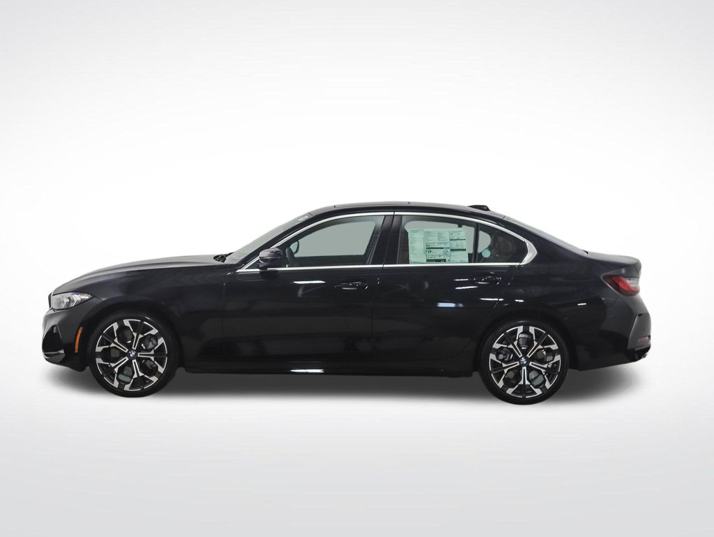 Thumbnail: 2025 BMW 3 Series - 2