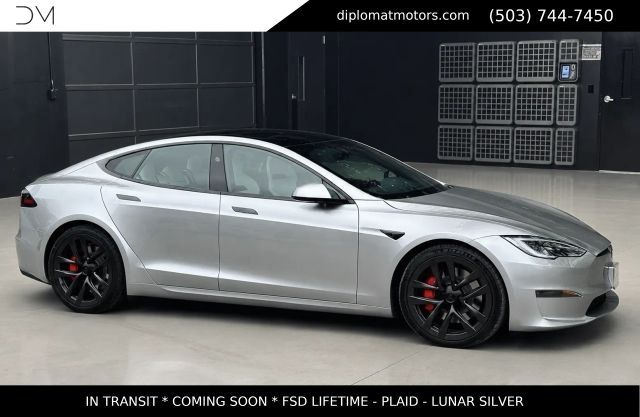 Lunar Silver 2026 Tesla Model S Sedan All-Wheel Drive 1-Speed Automatic