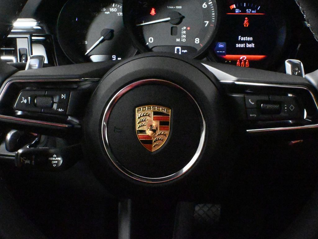 Thumbnail: 2026 Porsche Macan - 19