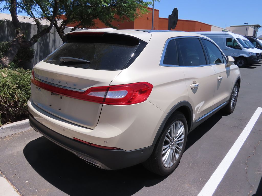 Thumbnail: 2016 Lincoln MKX - 4