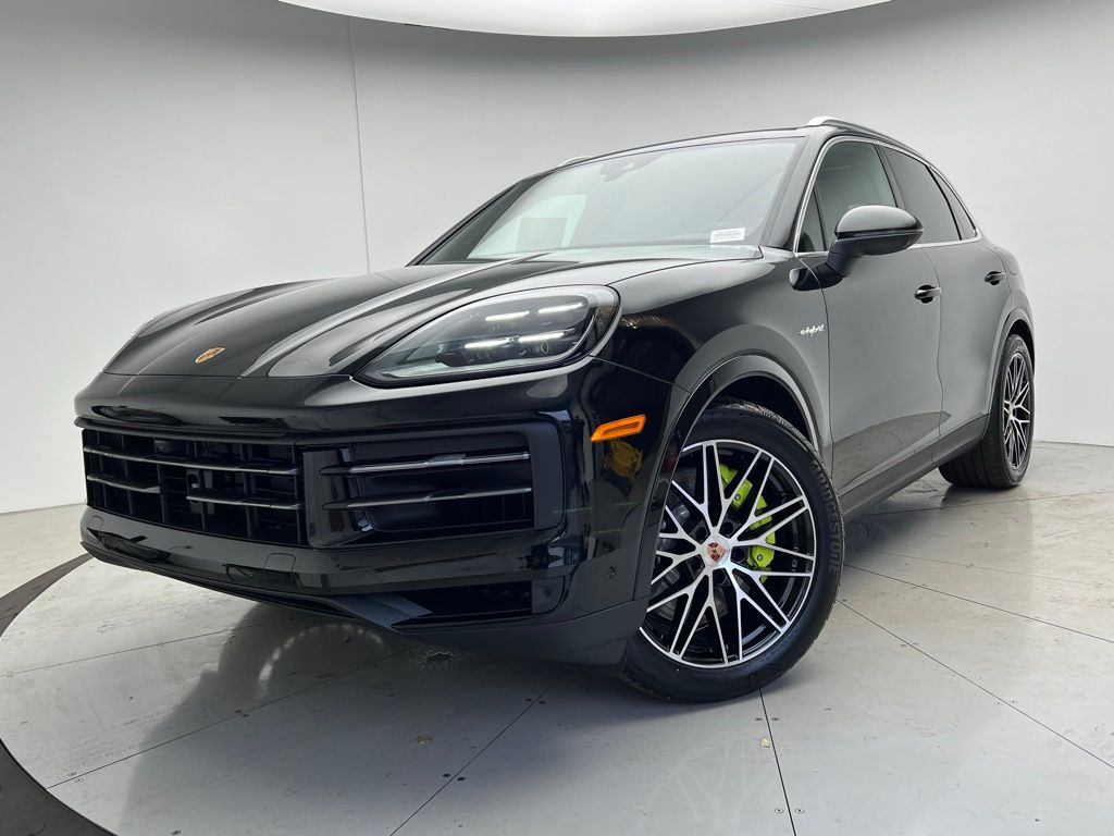 2026 Porsche Cayenne E-Hybrid's photo