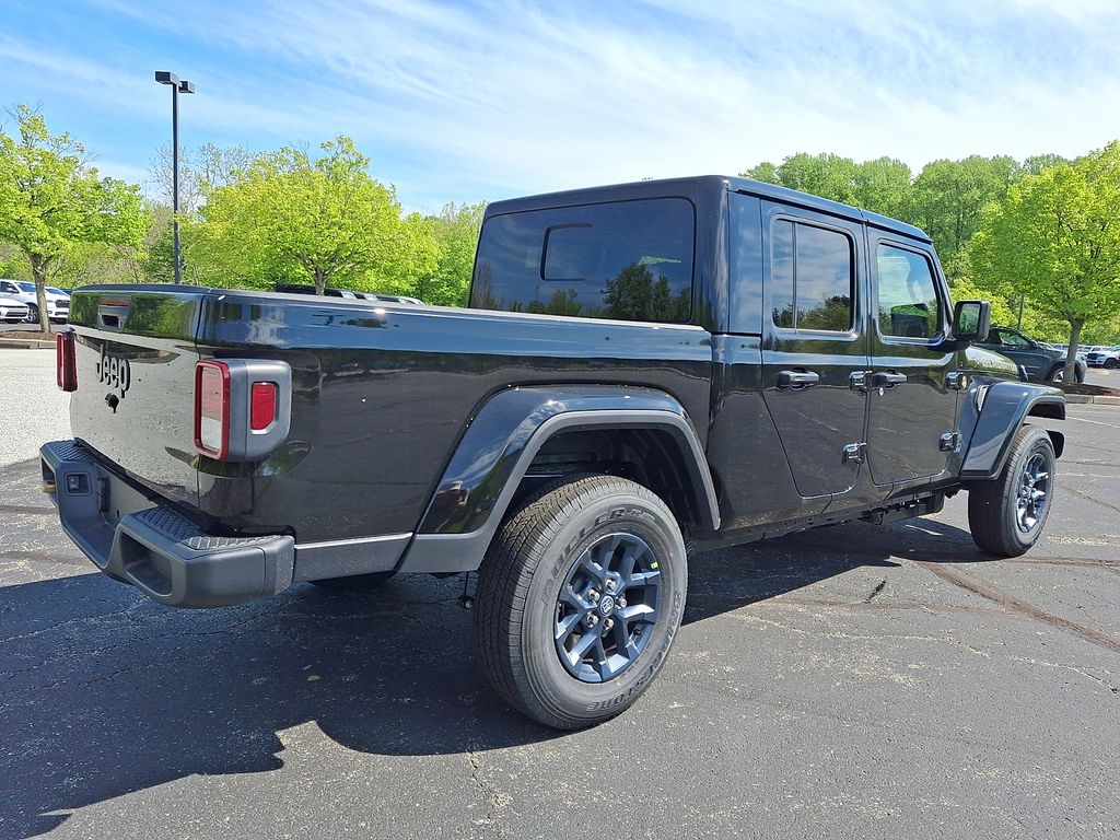 New 2026 Jeep Gladiator Truck