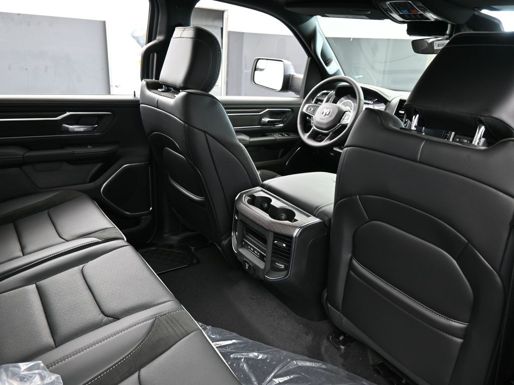 New 2026 Diamond Black Crystal Pearlcoat Ram Laramie image 40