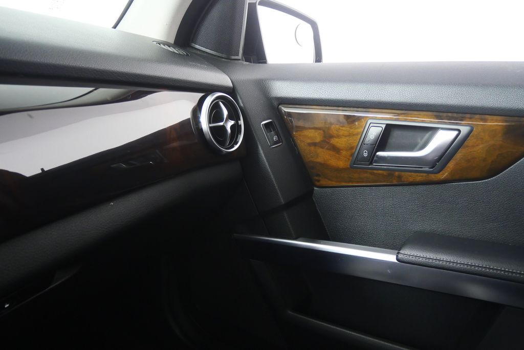 2014 Mercedes-Benz GLK 350 28