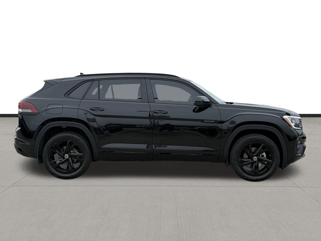 2026 Volkswagen Atlas Cross Sport 2.0T SEL R-Line Black - 3