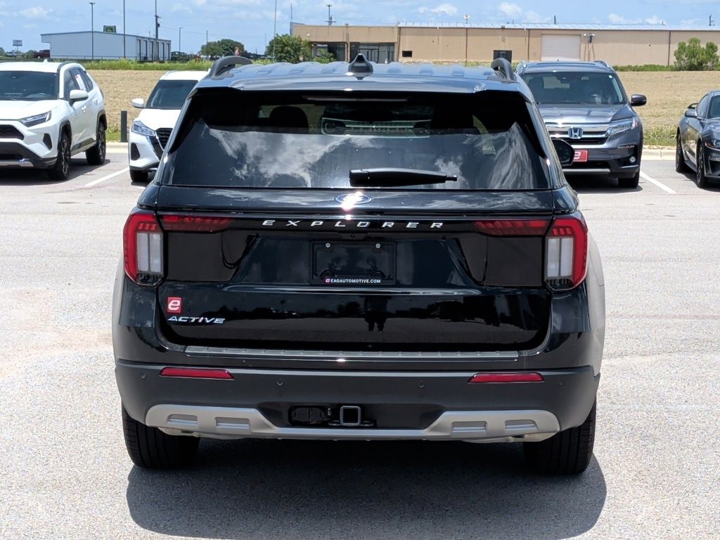 2026 Ford Explorer Active - 6