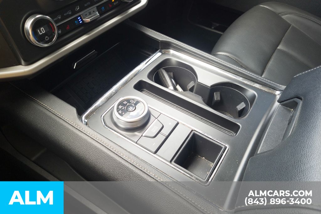 Used 2022 Gray Ford XLT image 10