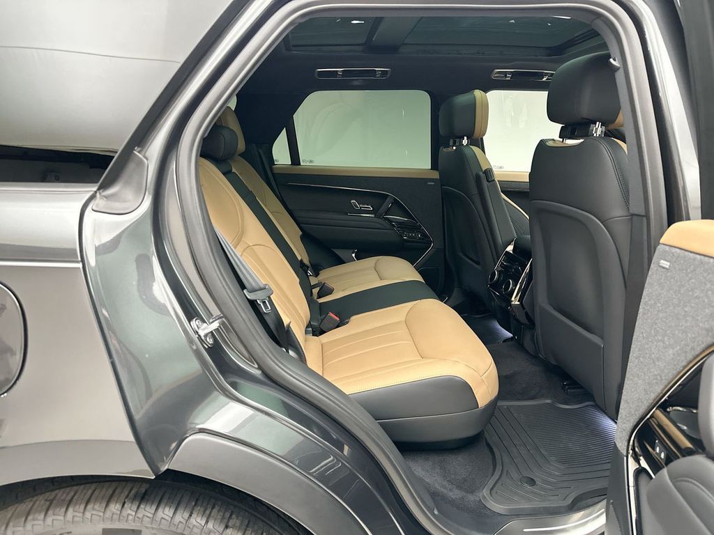 Thumbnail: 2026 Land Rover Range Rover Sport - 15