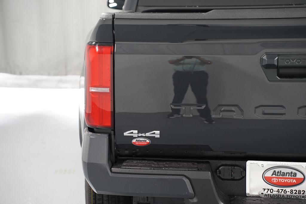 Thumbnail: 2025 Toyota Tacoma - 10