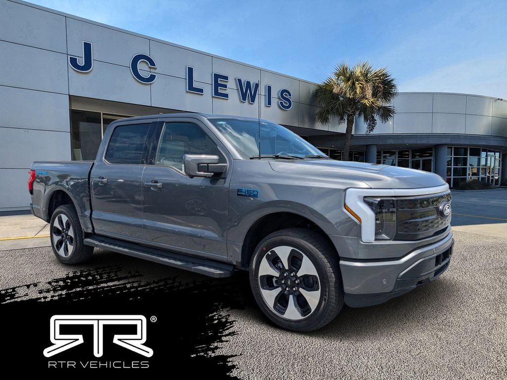 2025 Ford F-150 Lightning Platinum SuperCrew AWD
