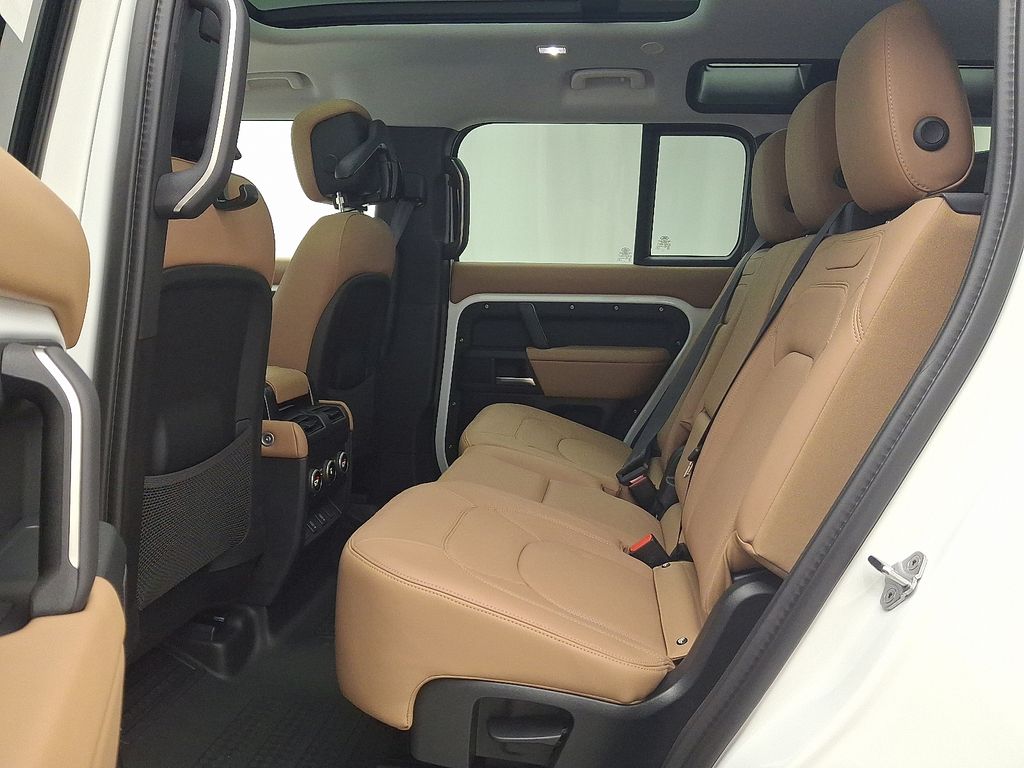 Thumbnail: 2026 Land Rover Defender - 6
