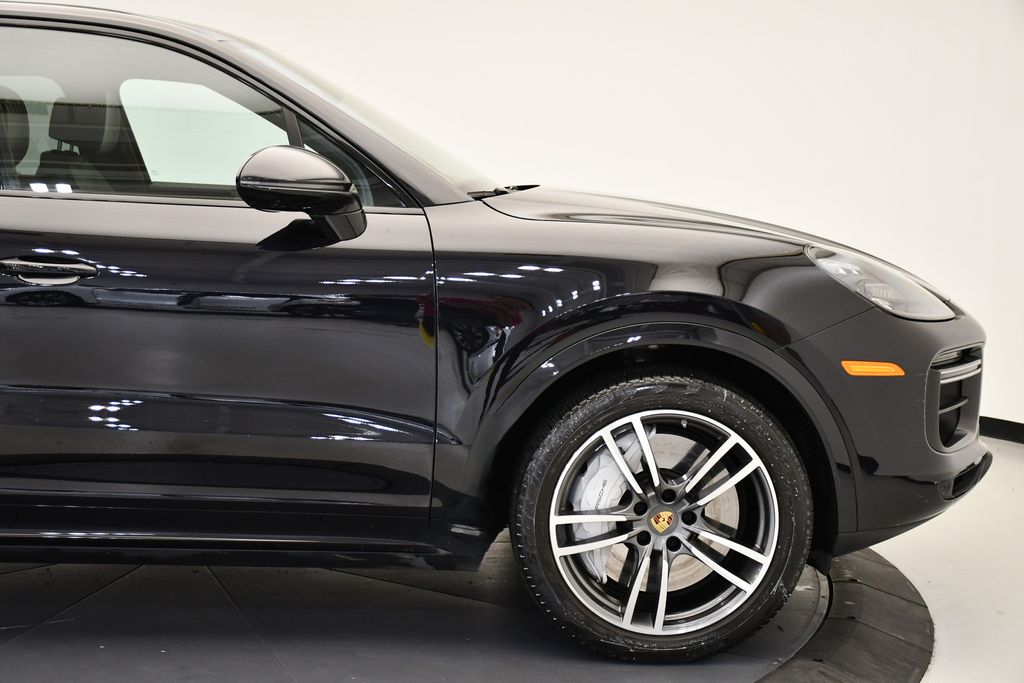 Thumbnail: 2020 Porsche Cayenne - 15