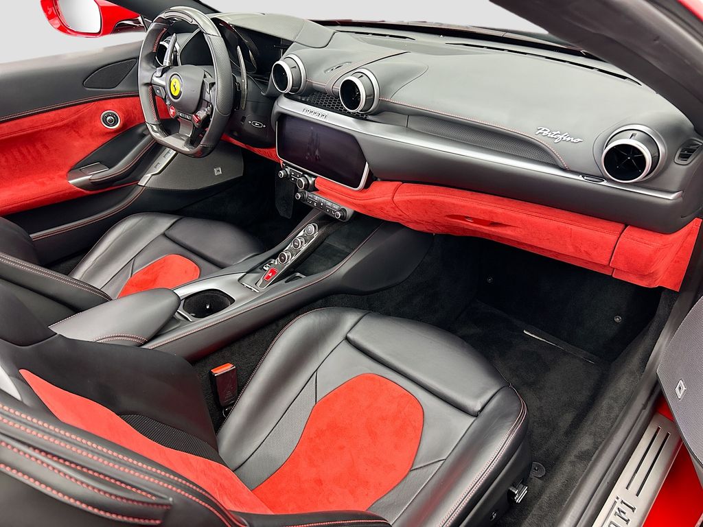 Thumbnail: 2019 Ferrari Portofino - 16
