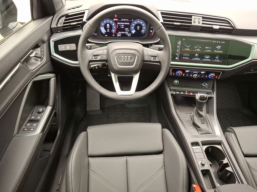 2025 Audi Q3  7