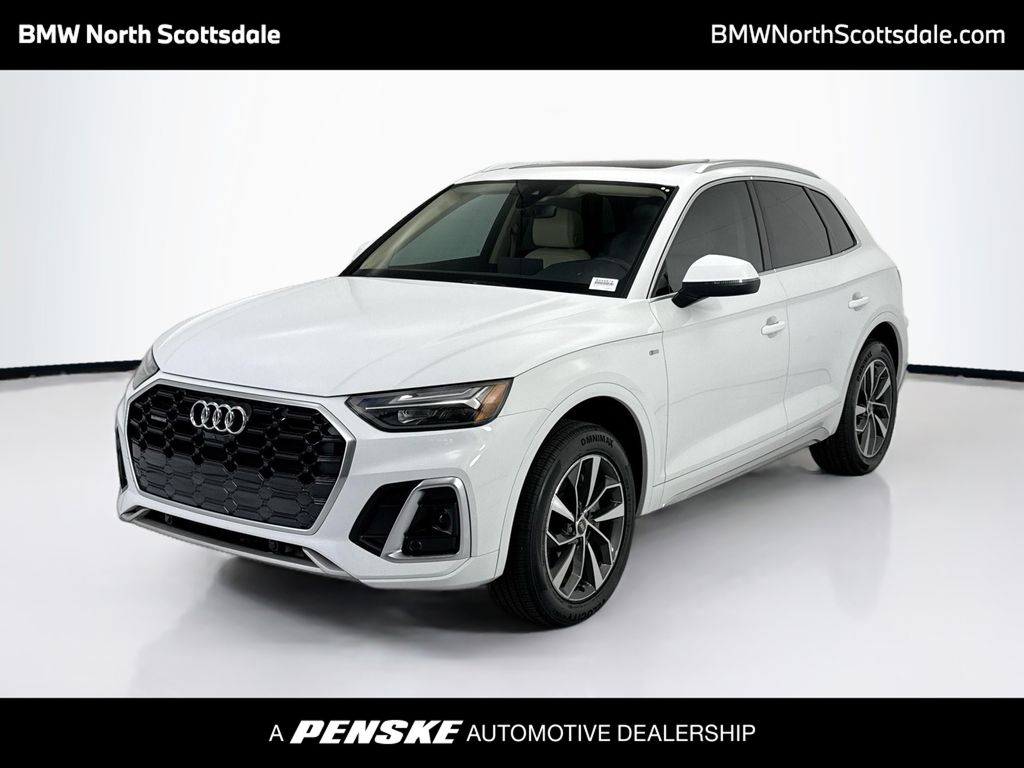 Thumbnail: 2022 Audi Q5 - 1