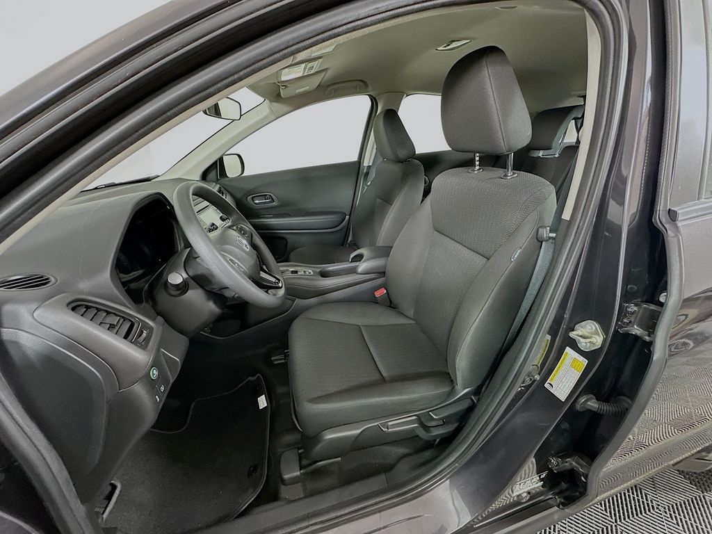 Thumbnail: 2017 Honda HR-V - 20