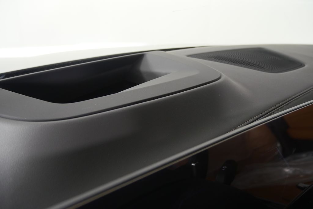 Thumbnail: 2026 BMW X5 - 19