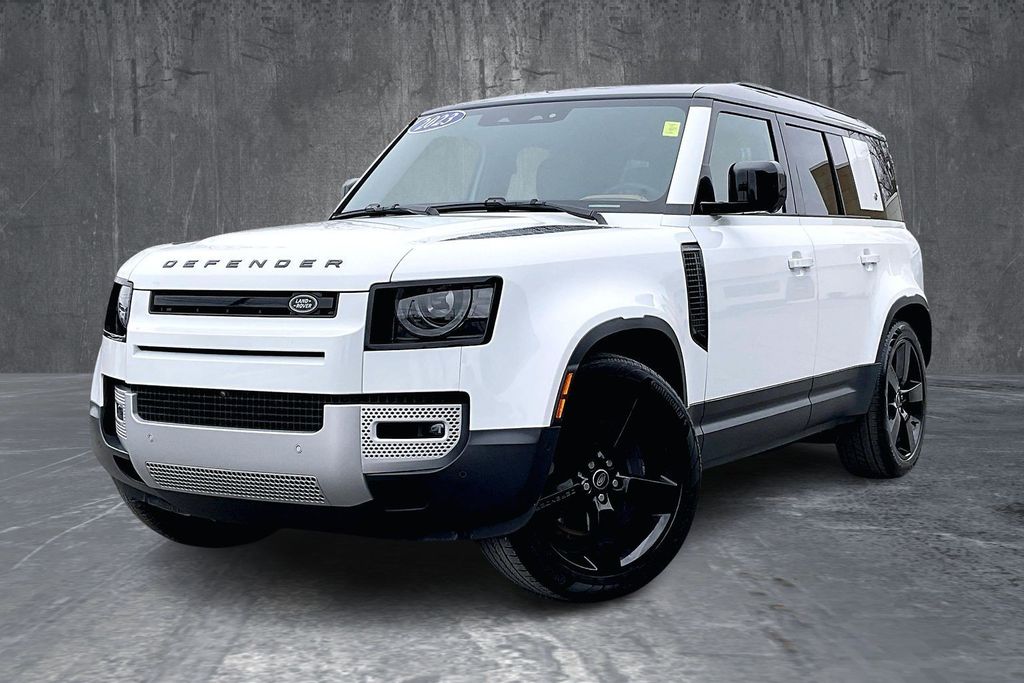 2023 Land Rover Defender 110 SE AWD