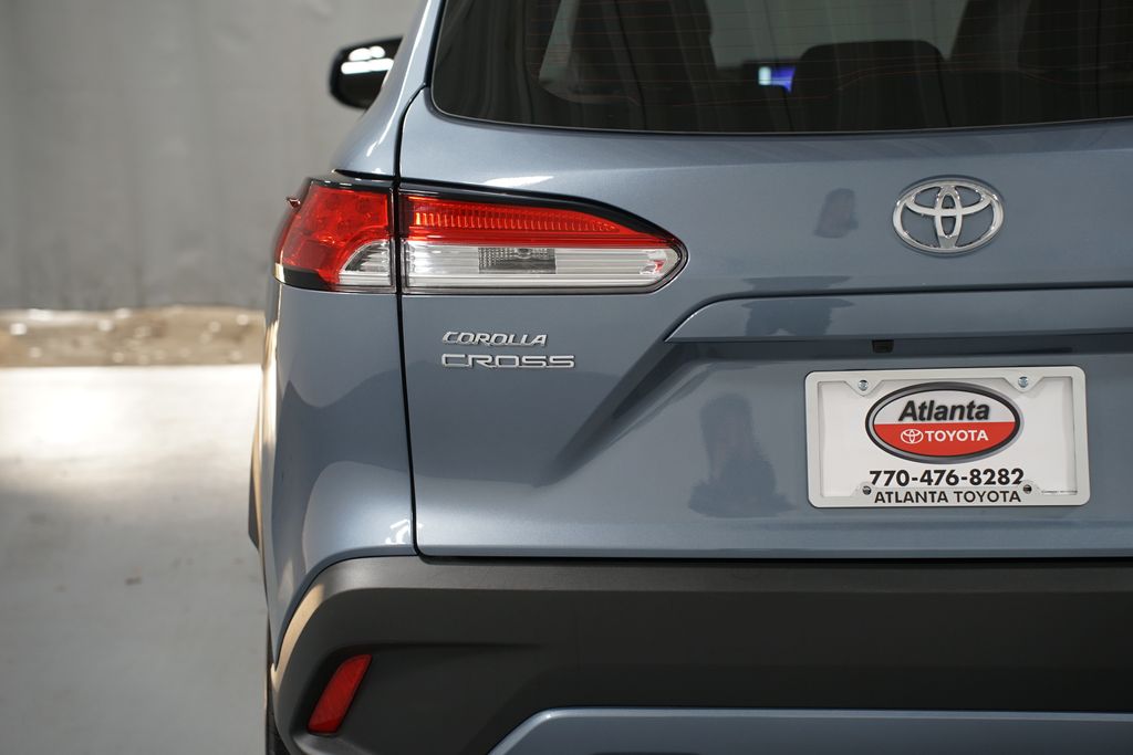 Thumbnail: 2025 Toyota Corolla Cross - 10