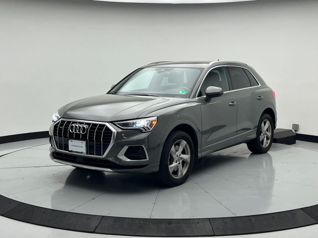 Thumbnail: 2020 Audi Q3 - 1
