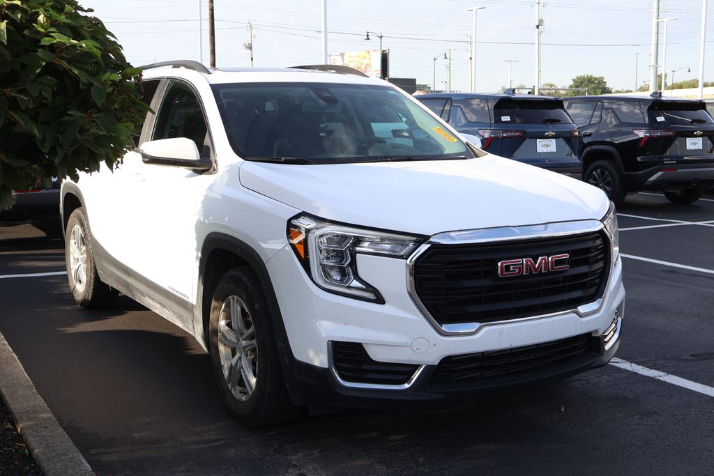 Thumbnail: 2023 GMC Terrain - 3