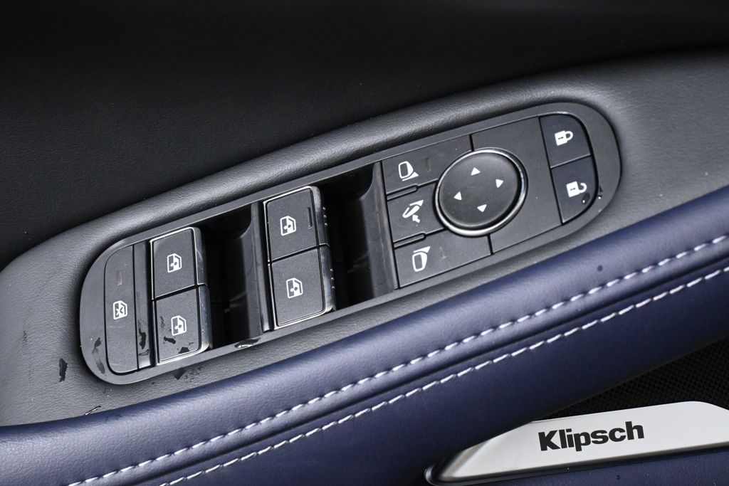 Thumbnail: 2026 INFINITI QX60 - 27