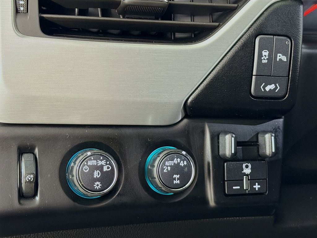 Used 2018 GMC Yukon XL SUV