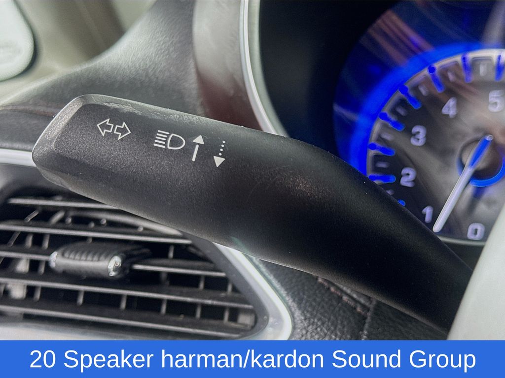 Used Car 2019 Chrysler Pacifica  Limited For Sale Under $20,000 In Austin, Texas