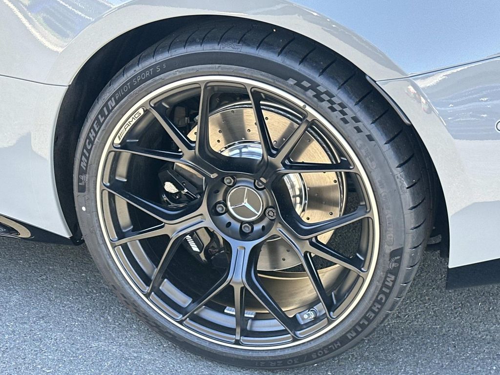 Thumbnail: 2026 Mercedes-Benz AMG GT - 7