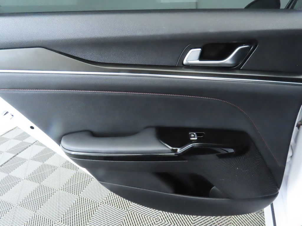 2024 Kia K5 GT 27