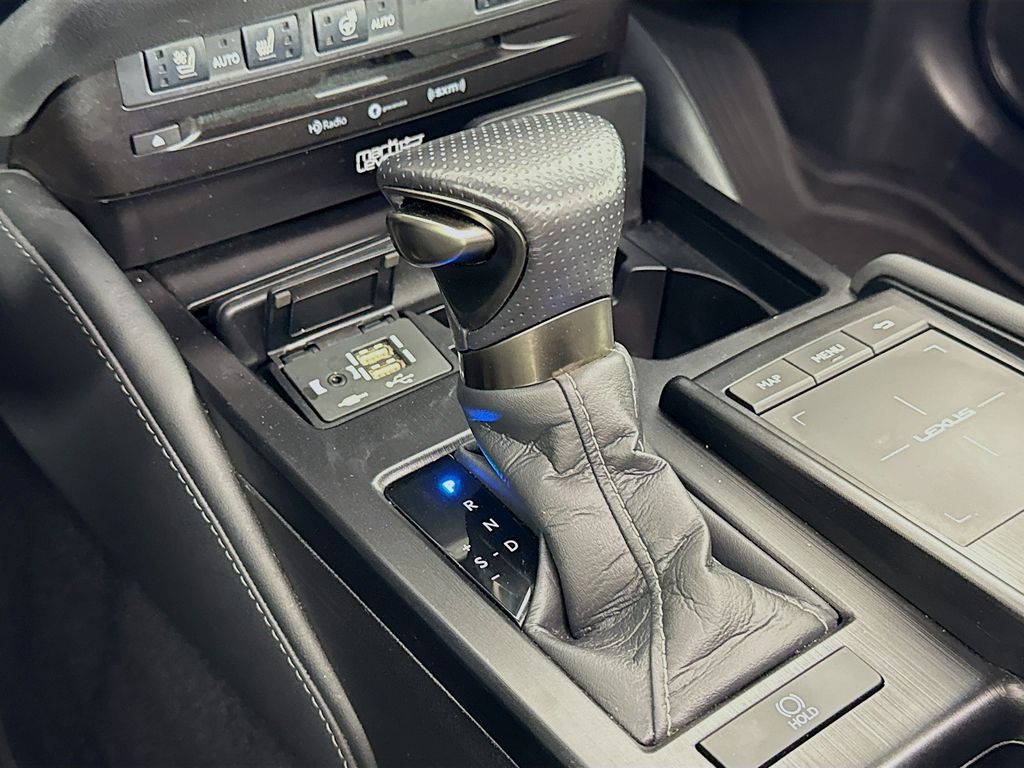 2022 Lexus ES 350 F Sport 17