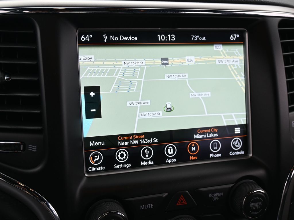 Used 2018 Bright White Clearcoat Jeep Altitude image 18