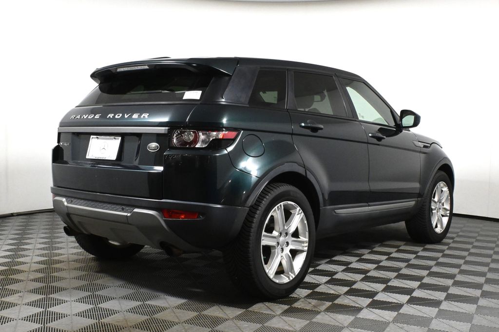 Thumbnail: 2015 Land Rover Range Rover Evoque - 10