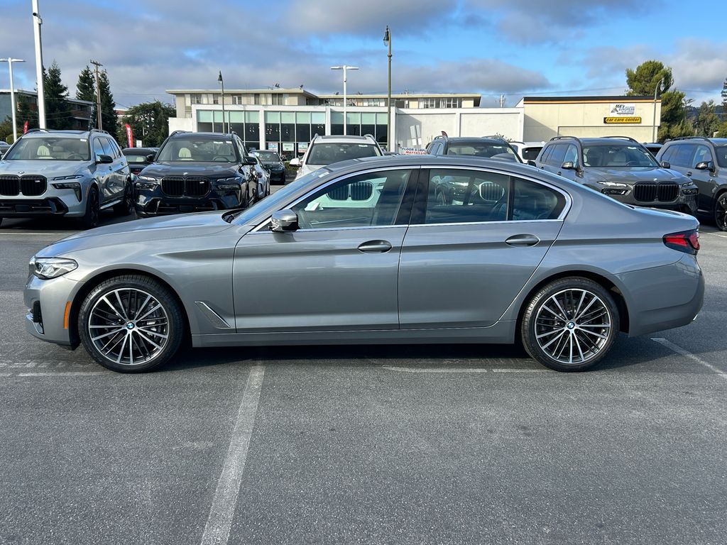 Thumbnail: 2023 BMW 5 Series - 2