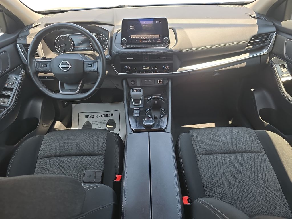 Used 2025 Nissan Rogue SUV