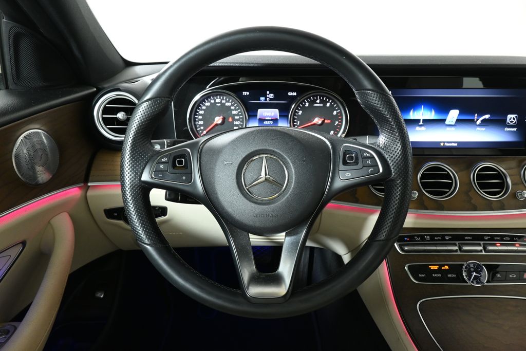 Thumbnail: 2018 Mercedes-Benz E-Class - 15
