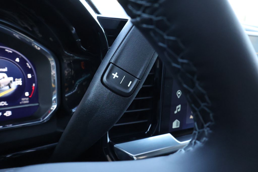 Thumbnail: 2025 Chevrolet Silverado 3500 - 26