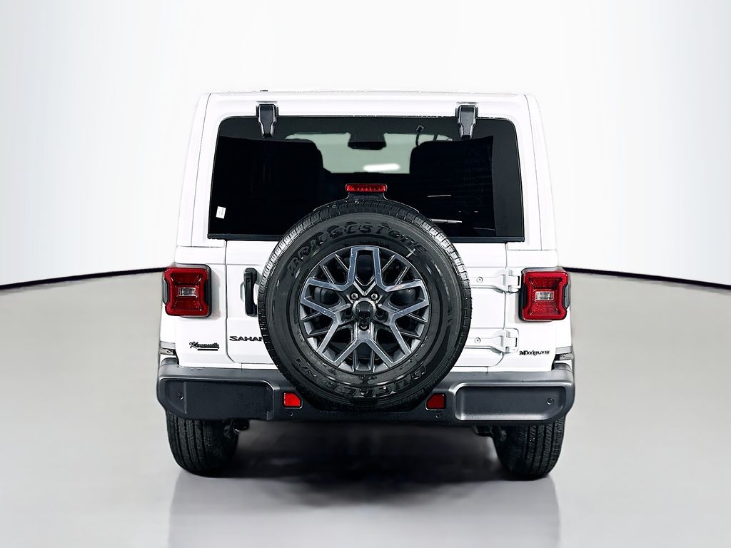 New 2026 White/off-white Jeep Sahara image 6