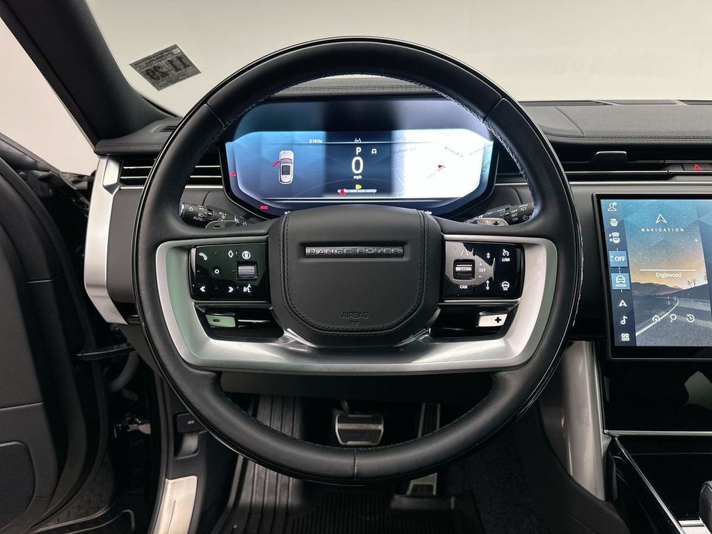 Thumbnail: 2025 Land Rover Range Rover - 30