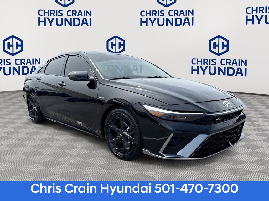 Abyss Black 2024 Hyundai Elantra Sedan Front-Wheel Drive 7-Speed Dual Clutch