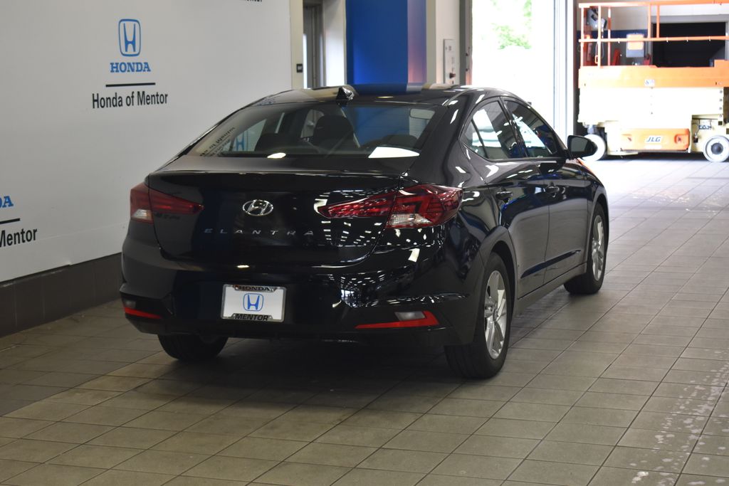 2019 Hyundai Elantra SEL 5