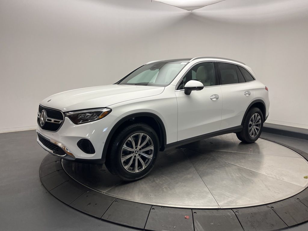 Thumbnail: 2026 Mercedes-Benz GLC - 3