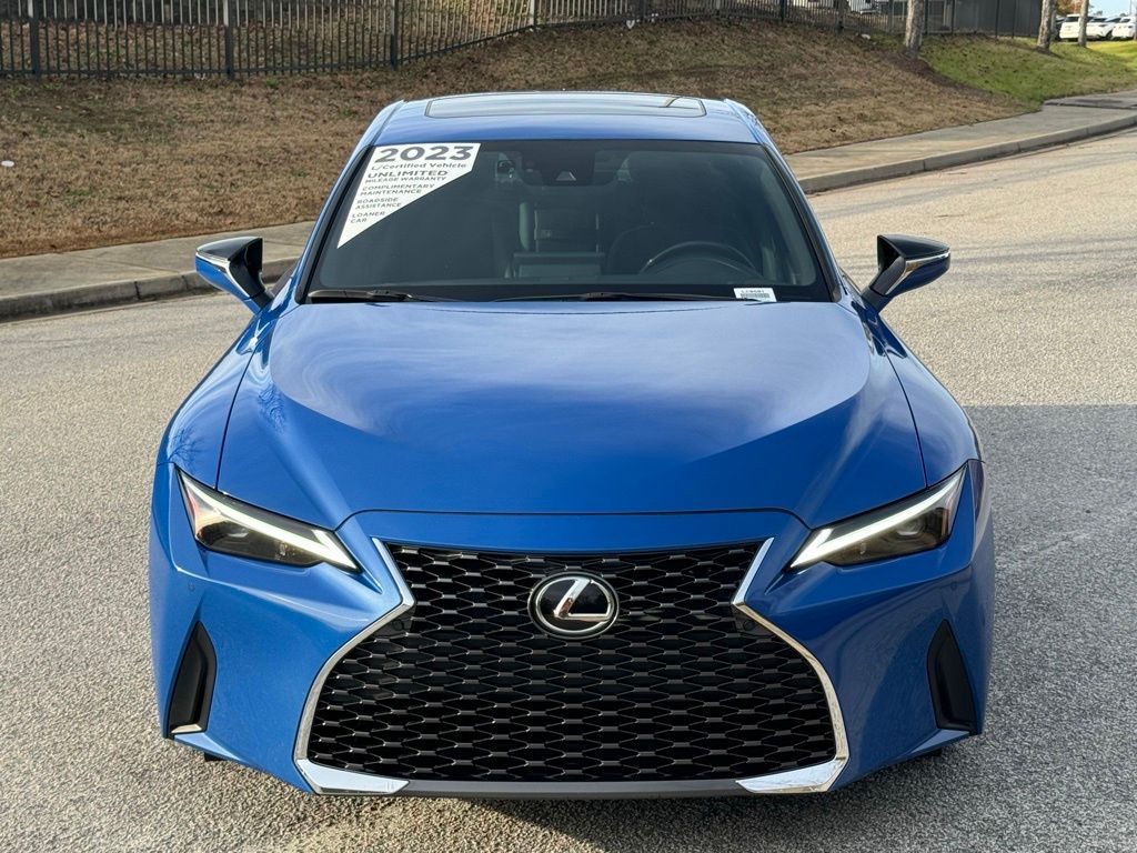 2023 Lexus IS 300 8