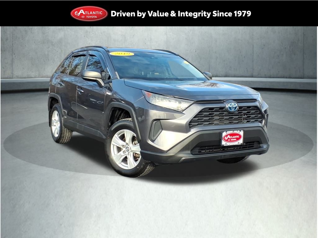 2019 Toyota RAV4 LE