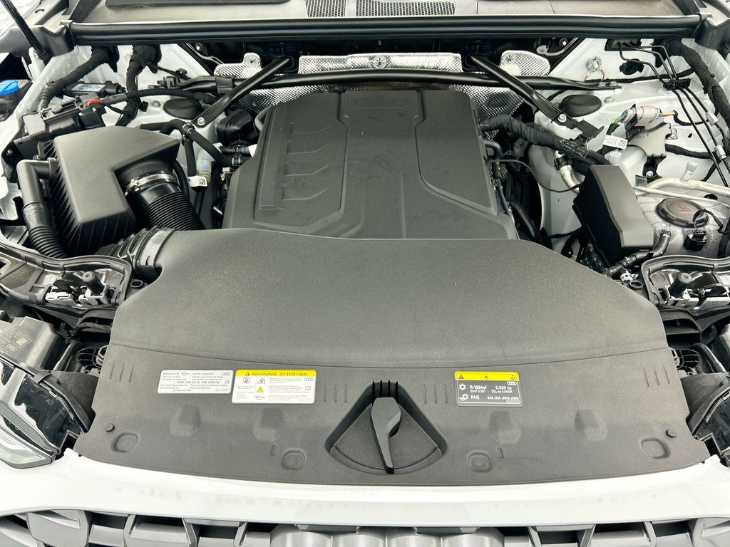 Thumbnail: 2025 Audi Q5 - 28