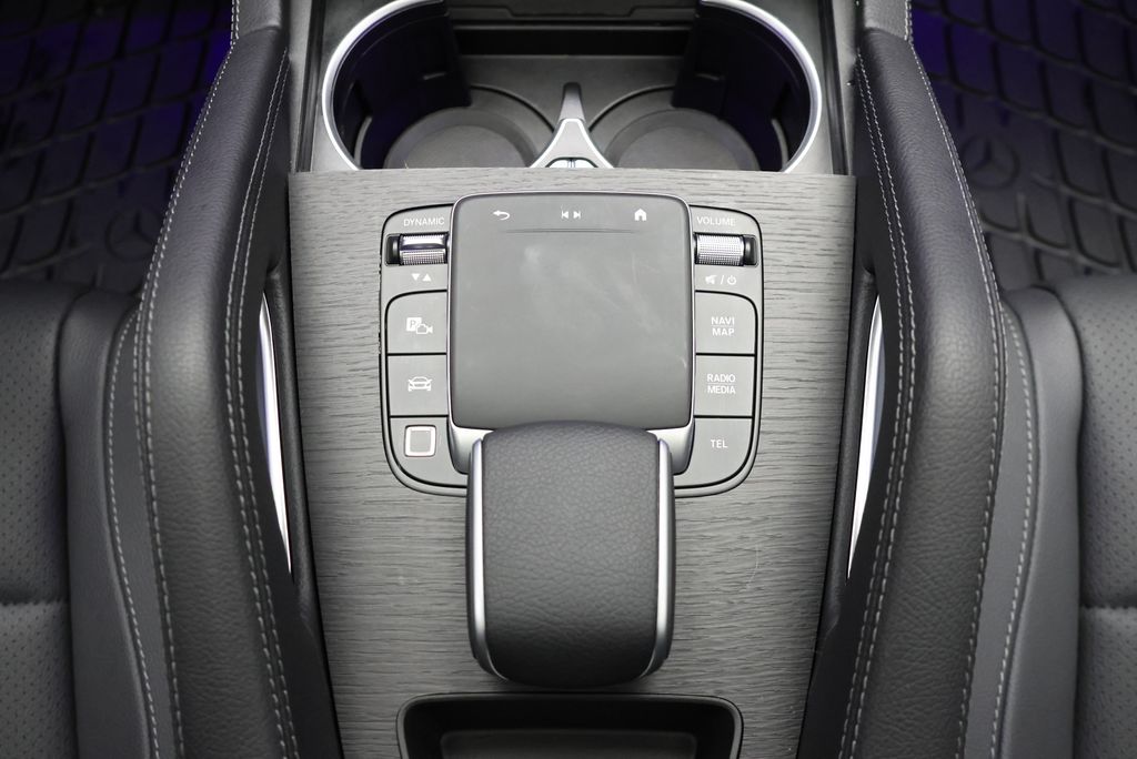 Thumbnail: 2026 Mercedes-Benz GLE - 29