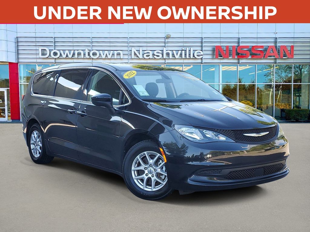 2022 Chrysler Voyager