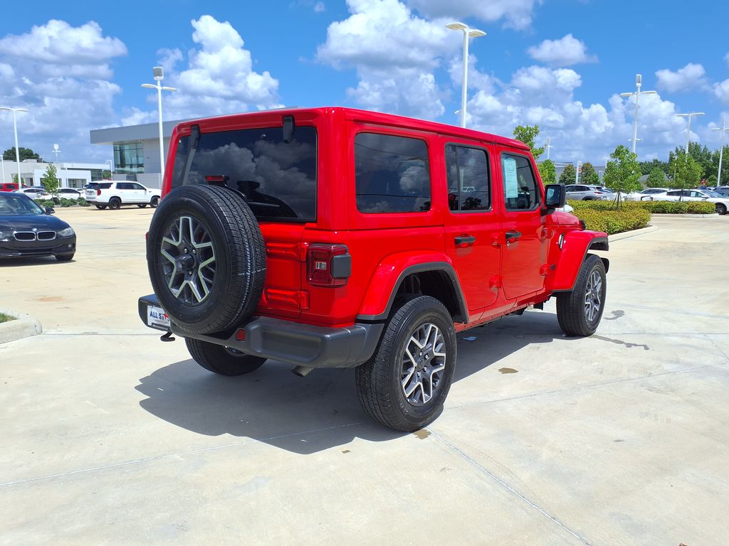 Used 2025 Red Jeep Sahara image 7