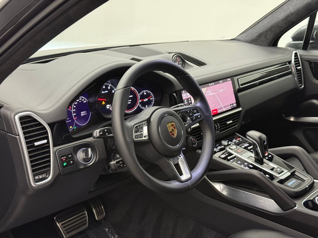 2021 Porsche Cayenne Turbo 4