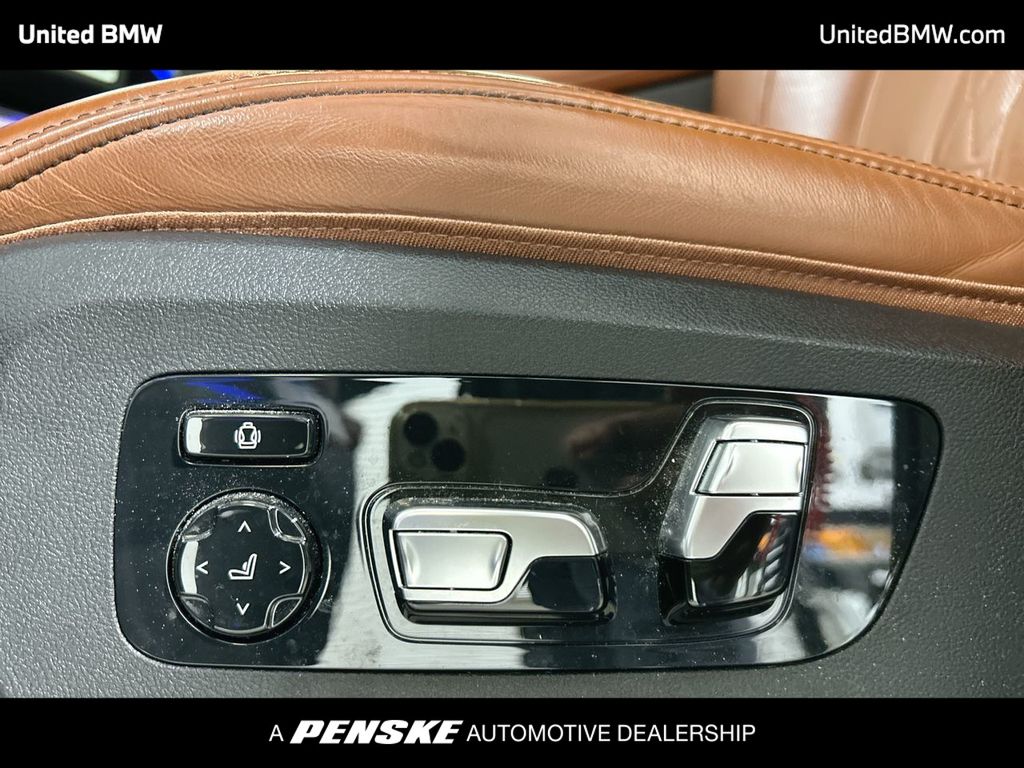 Thumbnail: 2023 BMW X5 - 12